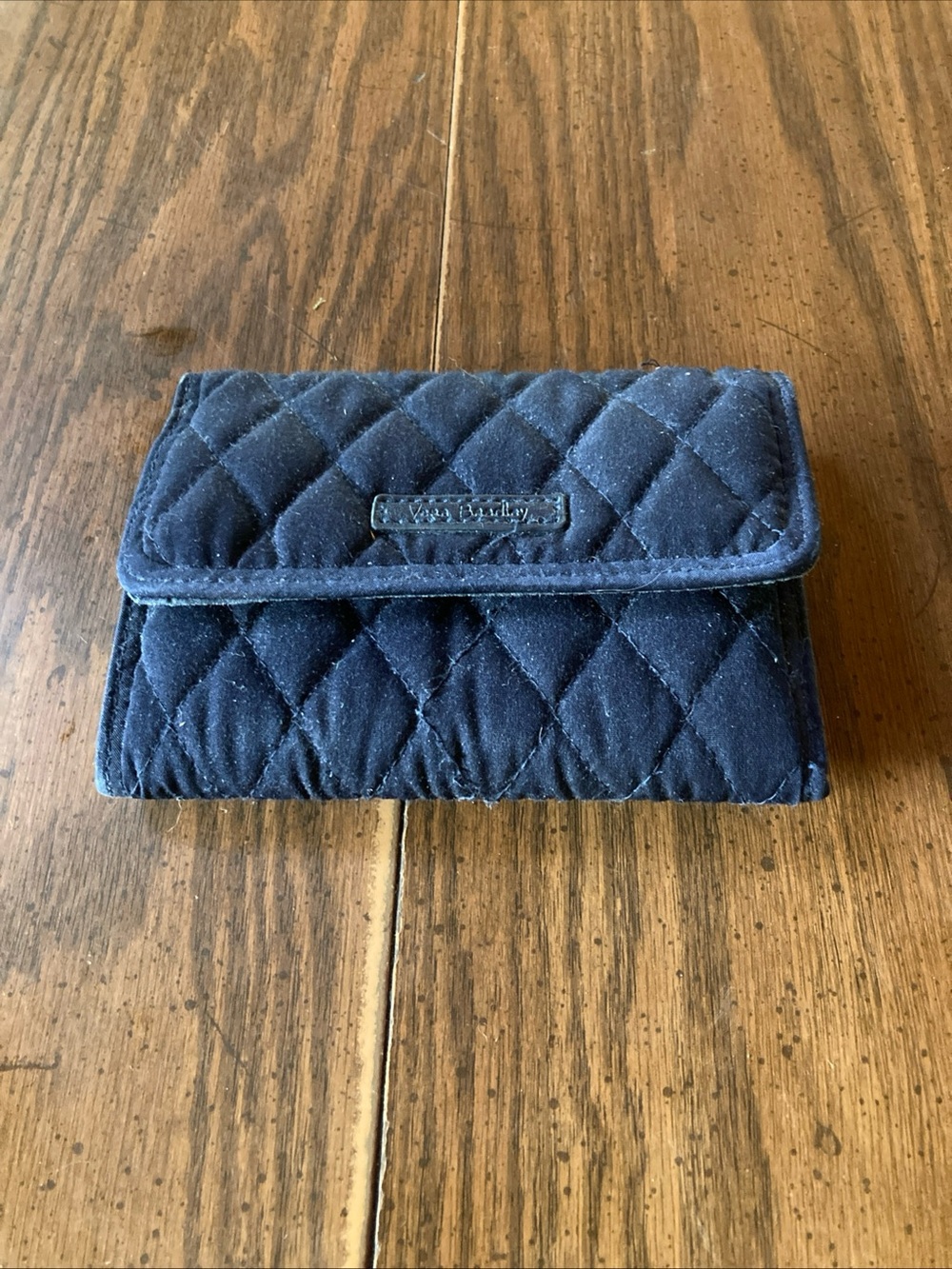 Vera Bradley trifold Quilted Wallet in Navy/blue/black
